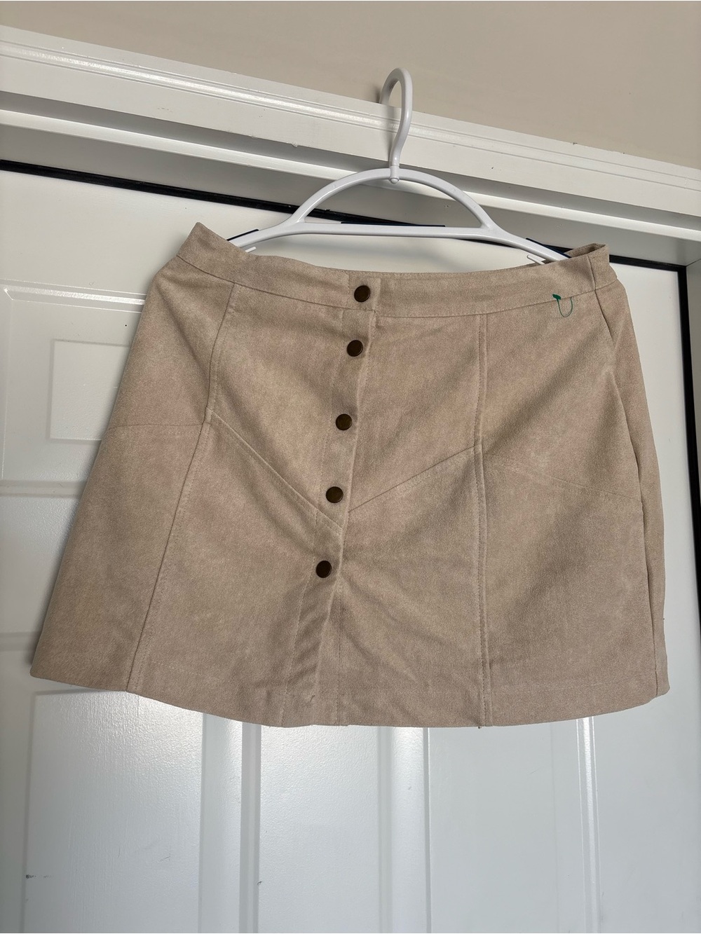 She + Sky Beige Button-Front Suede-Look Mini Skirt